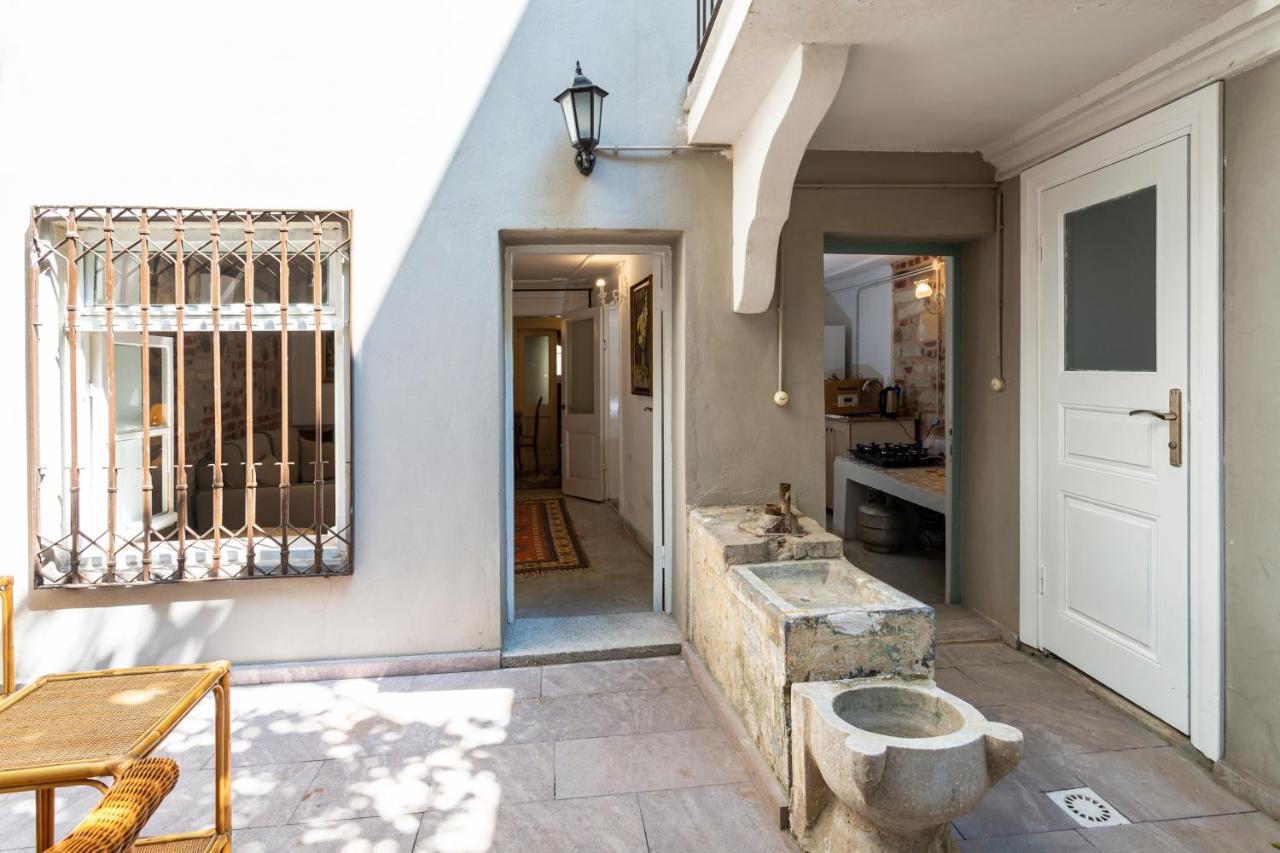 Mansion With Lemon Tree Apartment Izmir Exterior photo